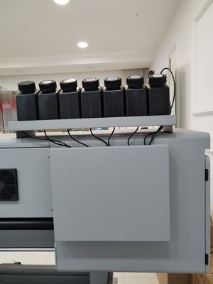 Impresora UV de rodillo a rodillo de 220 V Máquina de impresión de cristal A1 para publicidad y pegatinas