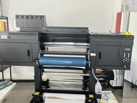 Impresora UV de 3 cabezas de 24 pulgadas de ancho para pegatinas de impresión de transferencia de rollo a rollo