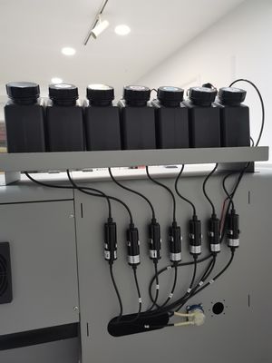 Impresora DTF UV automática de 130 KG A1 de rodillo a rodillo Impresora DTF UV para impresión de pegatinas